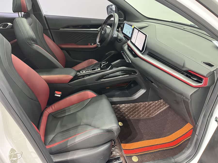 GEELY Coolray 2023 car image #10
