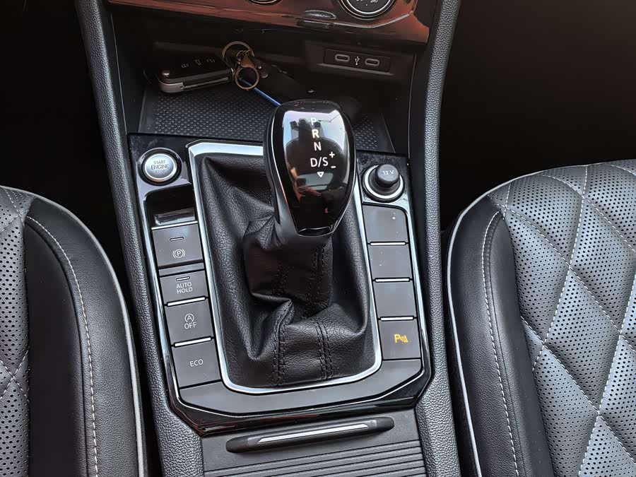 Volkswagen Sagitar 2023 car image #10