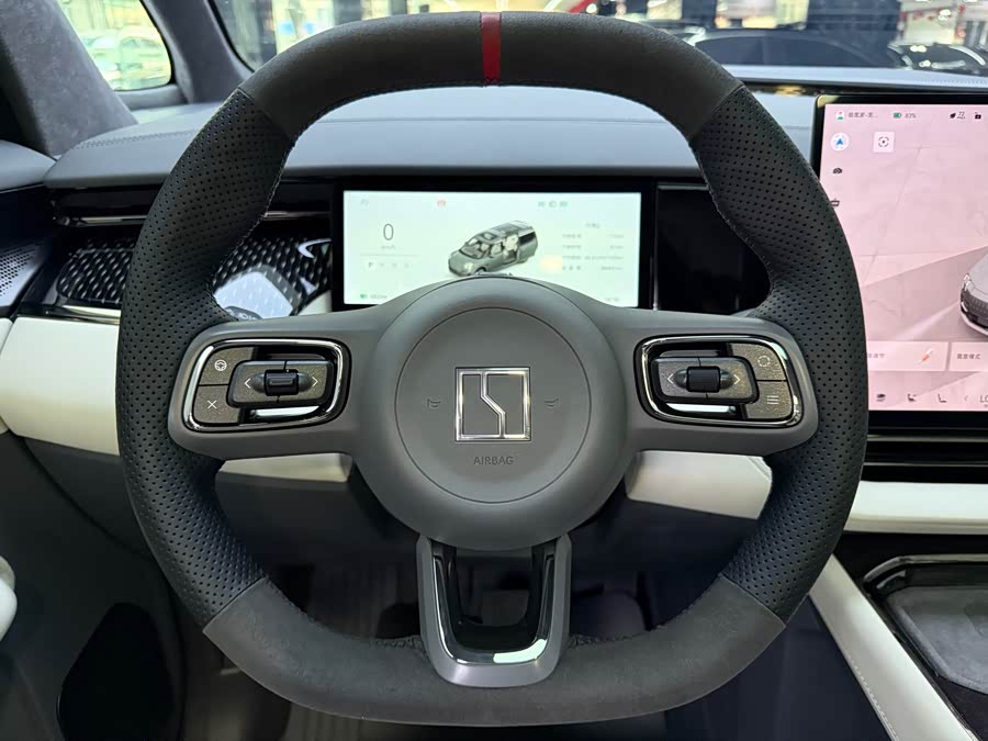 Zeekr 7X 2024 car image #10