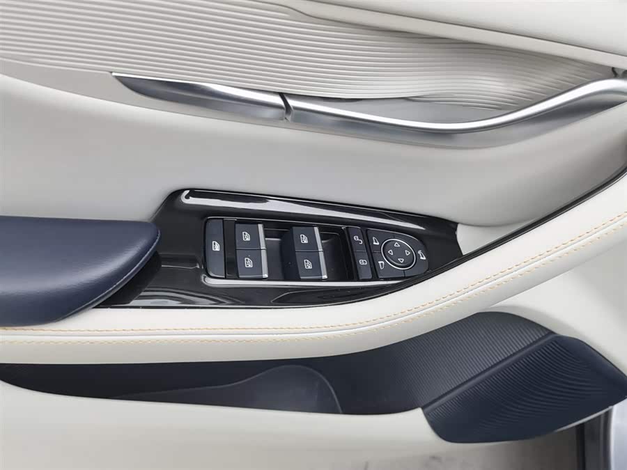 BYD Song Plus New Energy 2023 immagine di auto #10