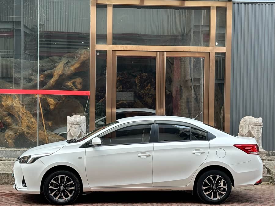 Toyota Yaris L Zhixiang 2019 immagine di auto #10