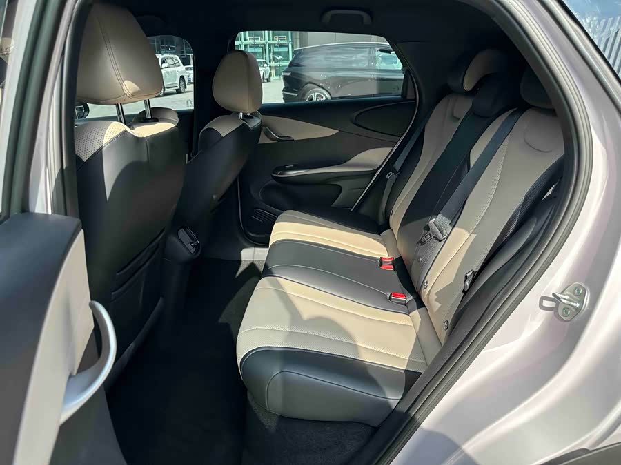 BYD Dolphin 2025 صورة سيارة #10