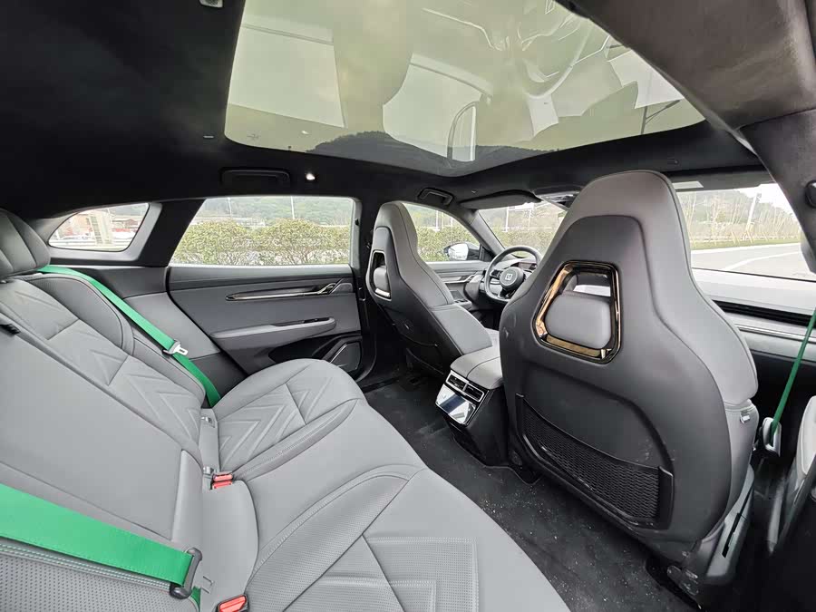 极氪 极氪001 2025 汽车图片 #10