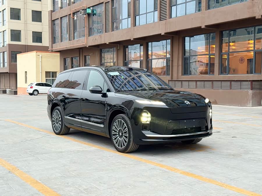 蔚来 蔚来ES8 2026 汽车图片 #10