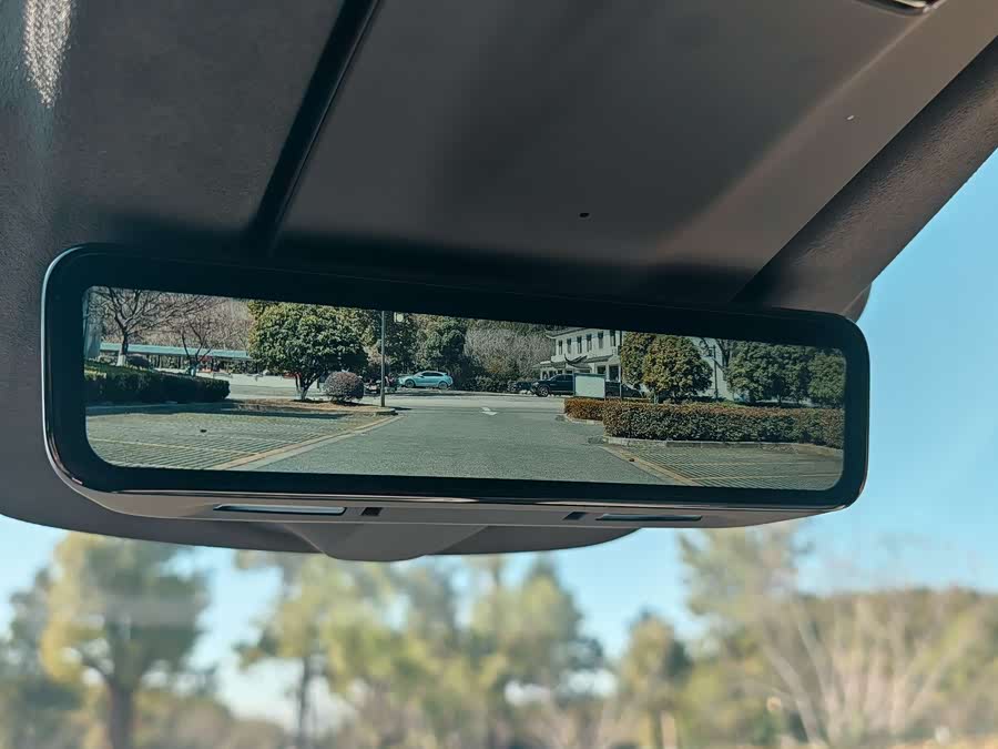 Avatr 12 2024 imagem de carro #10