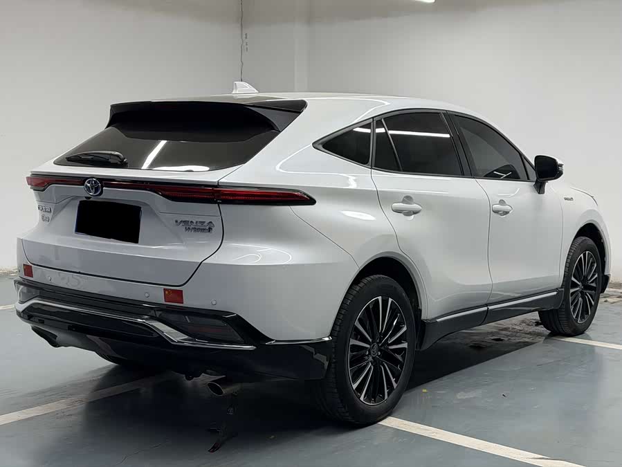 Toyota Venza 2023 car image #10