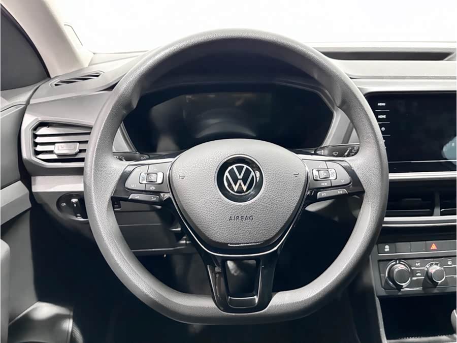 Volkswagen T-Cross 2023 car image #10