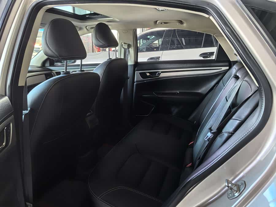 GEELY Emgrand GL 2016 car image #10