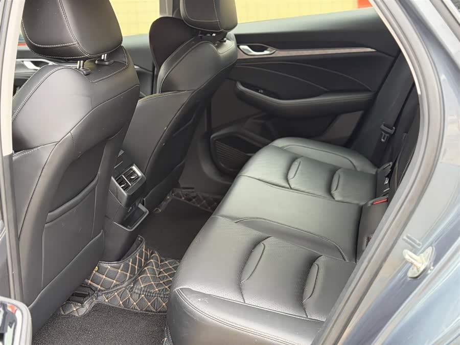 GEELY Preface 2021 изображение автомобиля #10