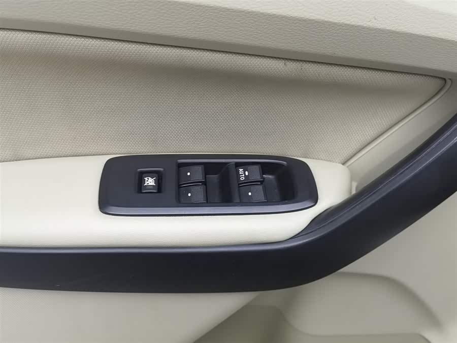 Ford Everest 2018 car image #10