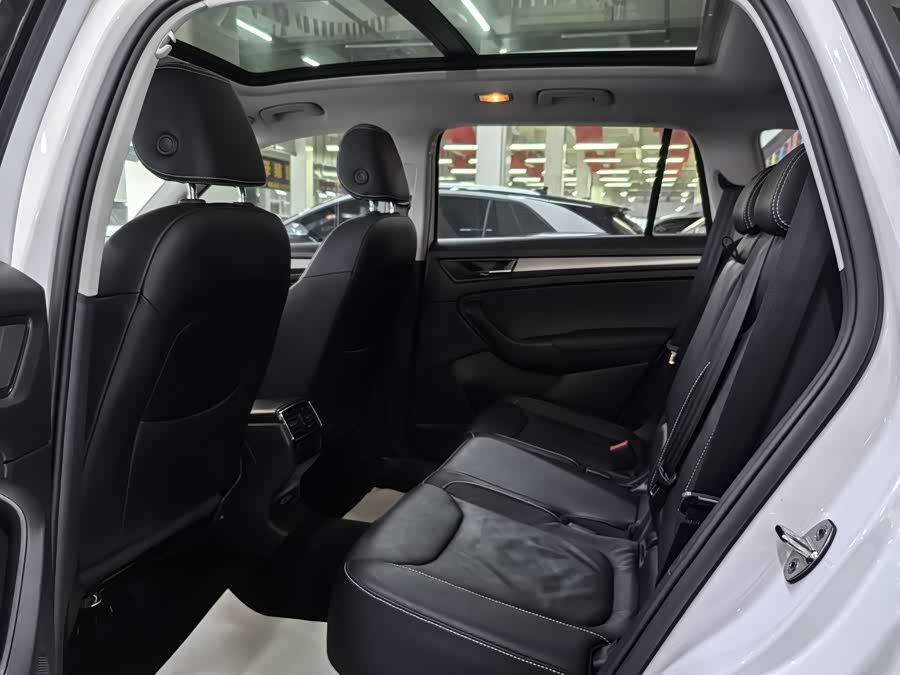 Skoda Kodiaq 2017 imagen de coche #10