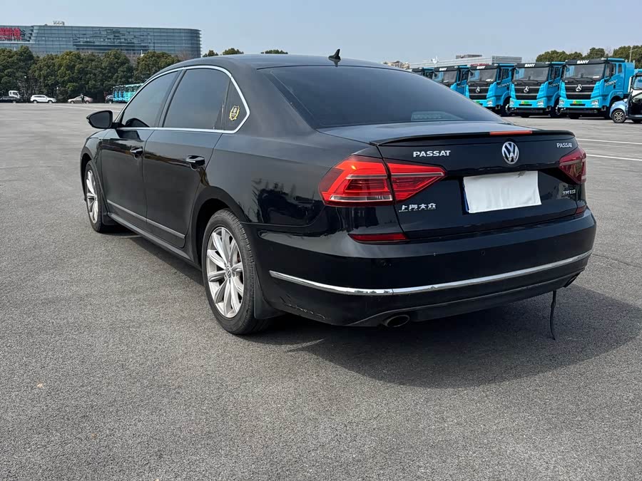 Volkswagen Passat 2017 صورة سيارة #10