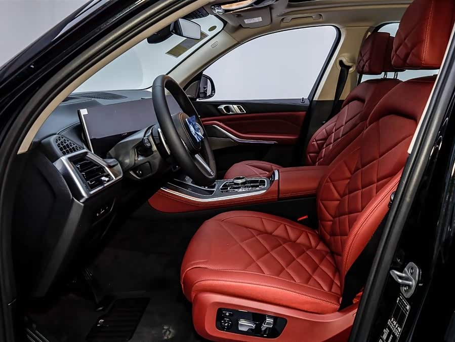 BMW X5 2026 immagine di auto #10