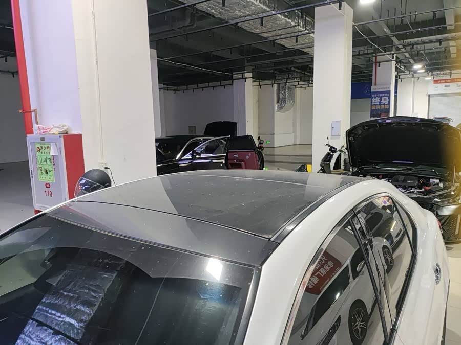 Toyota Camry 2021 car image #10