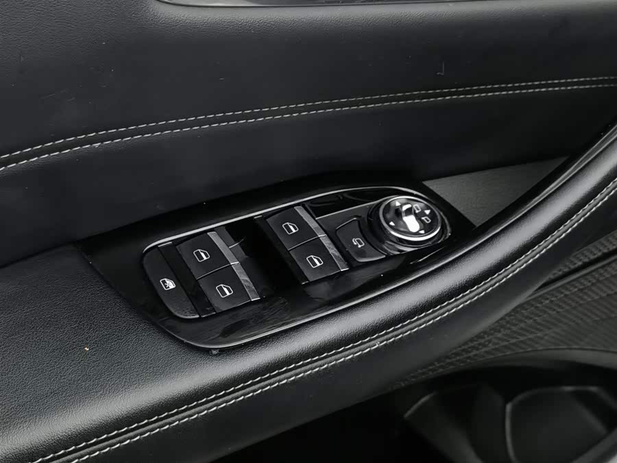 Exceed Lingyun 2019 immagine di auto #10