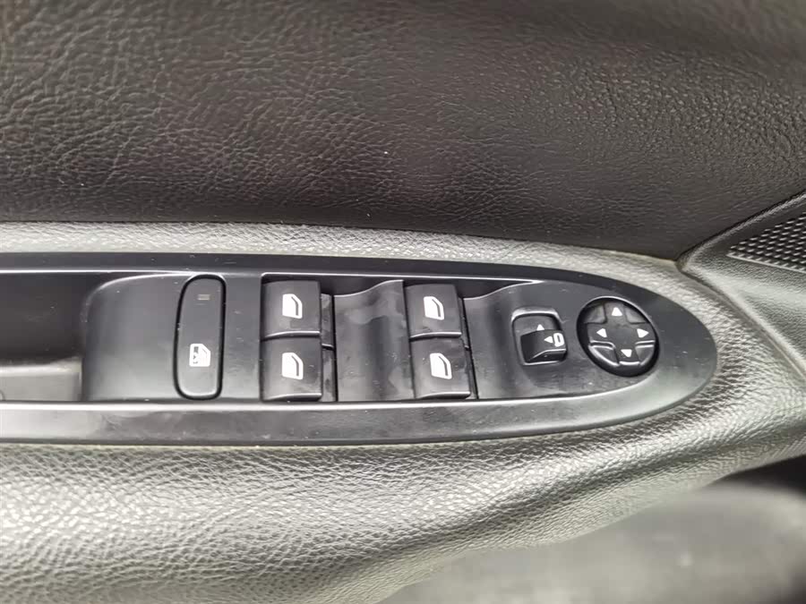 Citroen C4L 2014 صورة سيارة #10