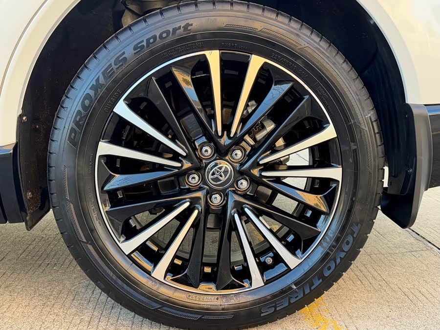 Toyota Venza 2022 car image #10