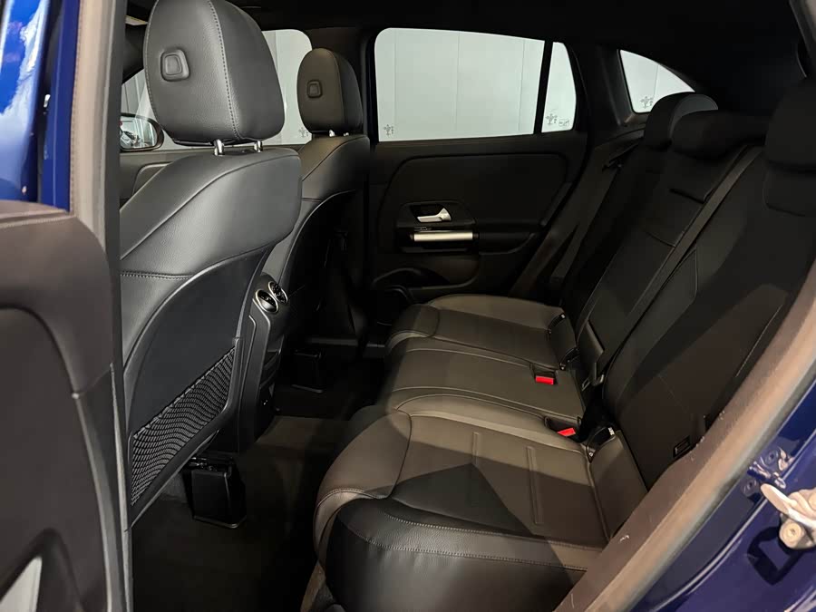 Mercedes-Benz GLA Class 2021 car image #10