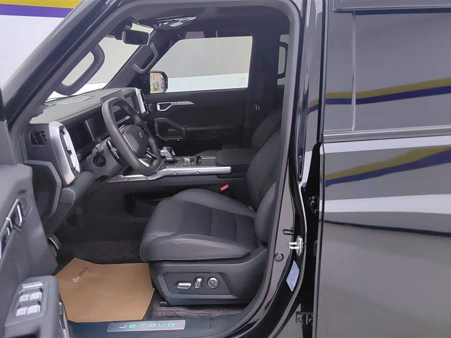 Jetour Traveller 2024 car image #10