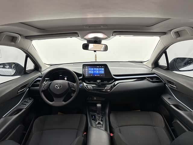 Toyota Izoa 2022 car image #10