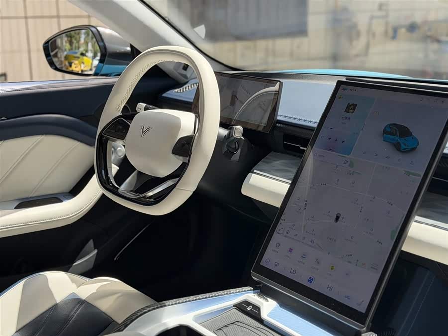 哪吒汽车 哪吒GT 2023 汽车图片 #10