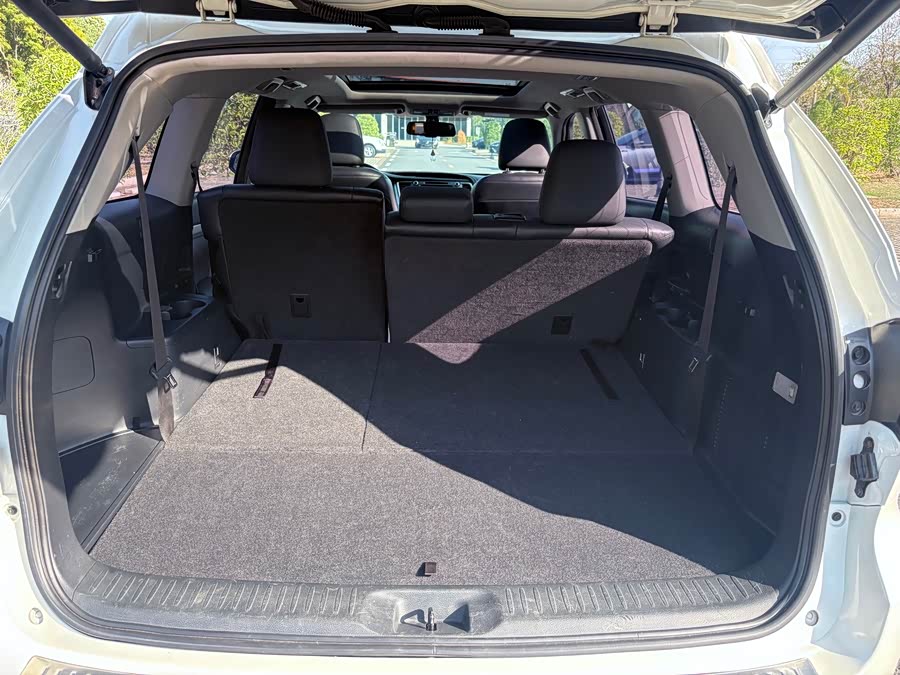 Toyota Highlander 2015 image de voiture #10