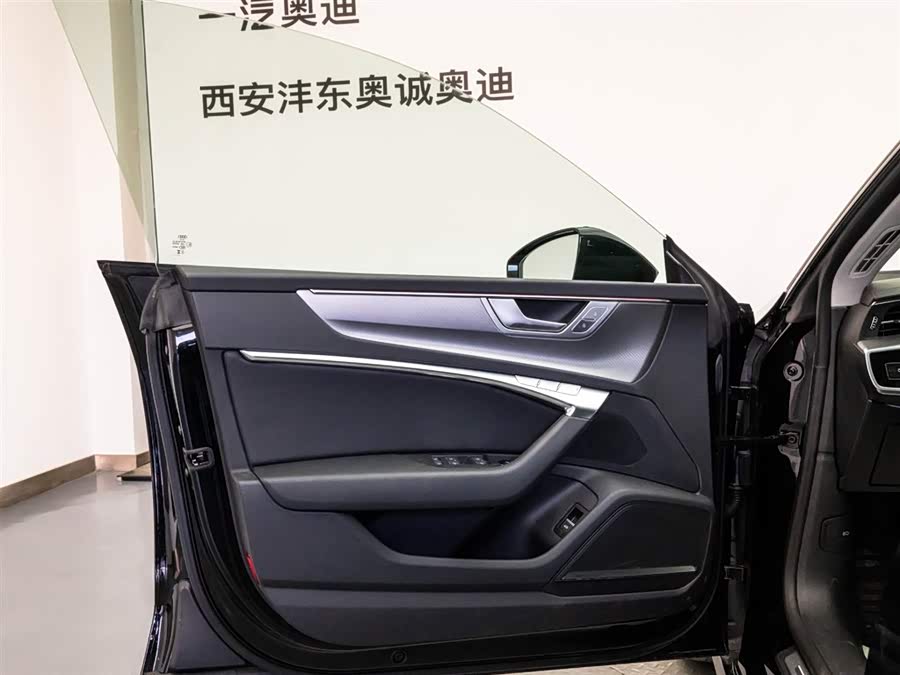 Audi A7 2023 изображение автомобиля #10