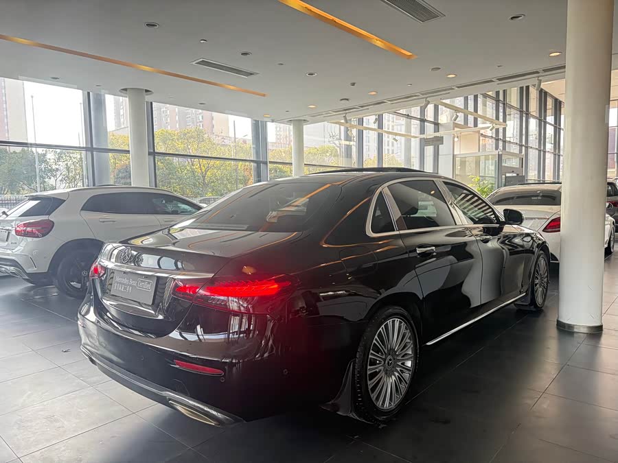 Mercedes-Benz E Class 2022 car image #10