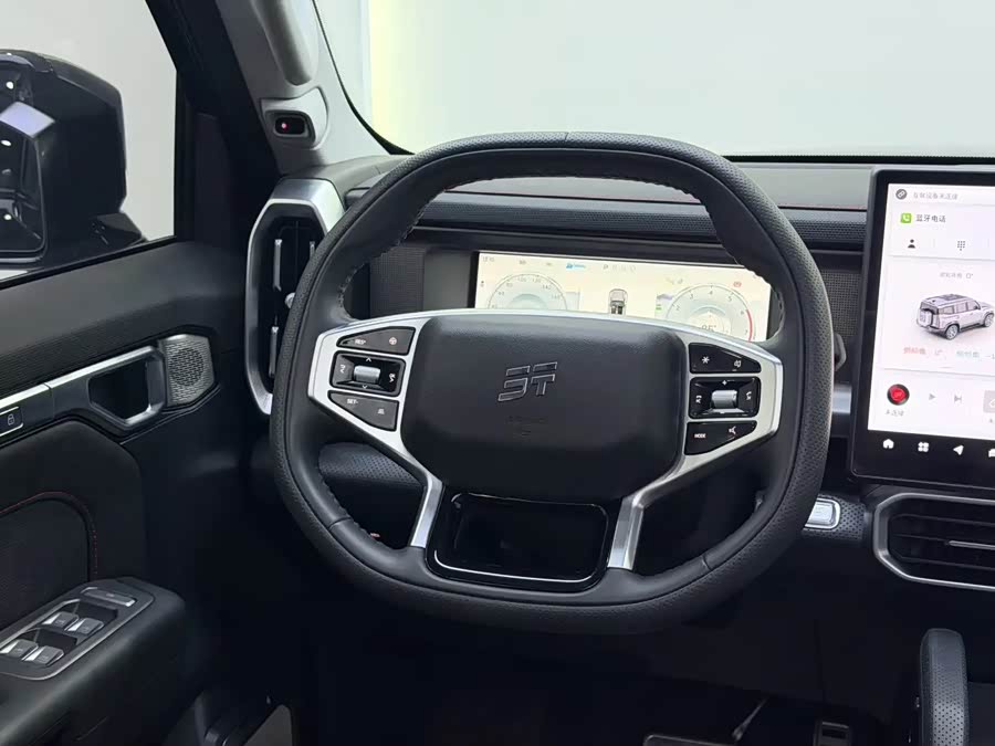 Jetour Traveller 2025 car image #10