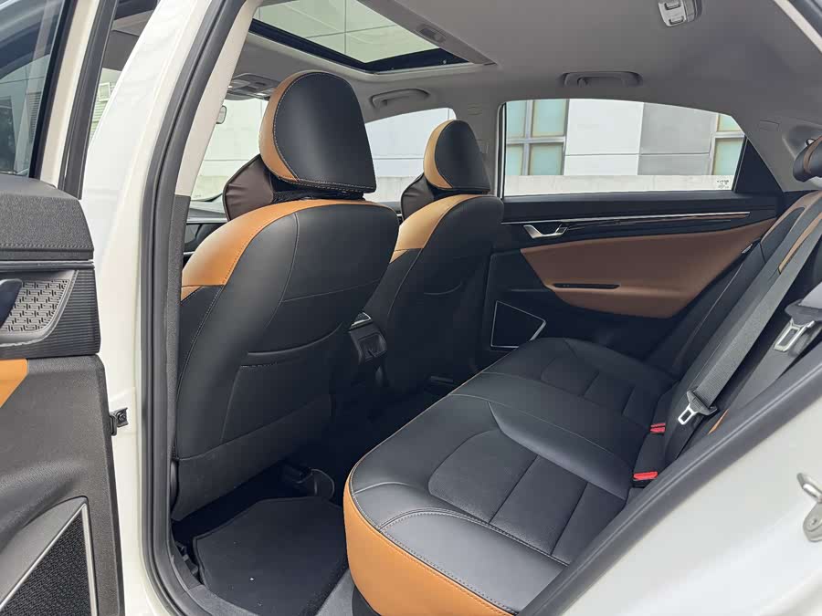 GEELY Emgrand GL 2020 car image #10