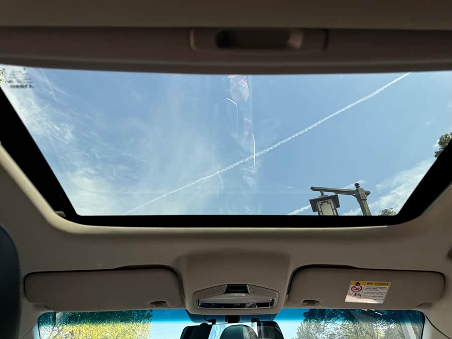 GEELY Emgrand L 2022 car image #10