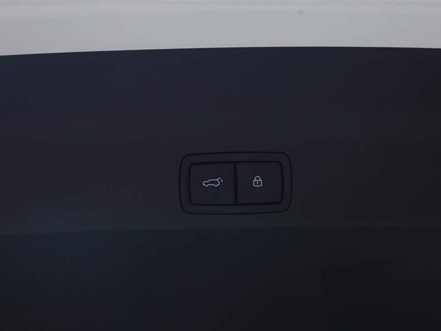 Li L7 2024 immagine di auto #10