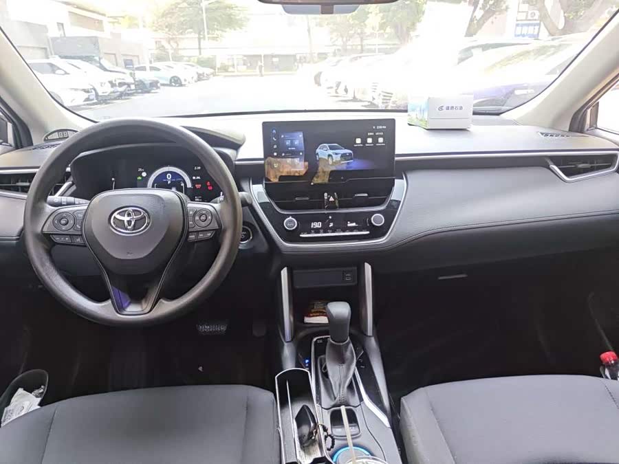 Toyota Corolla Cross 2024 car image #10