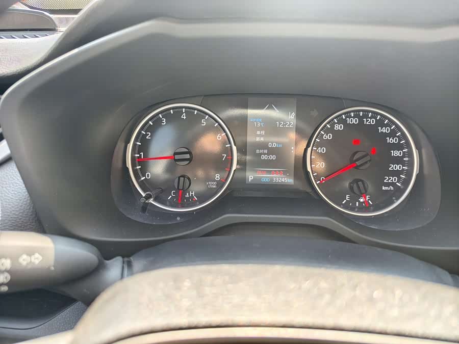 Toyota RAV4 2023 car image #10