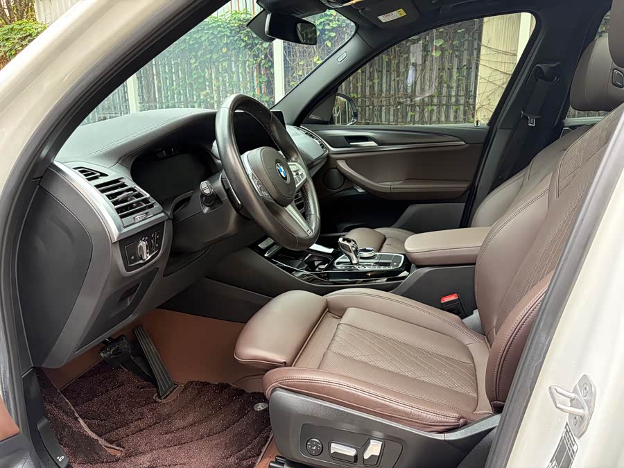BMW X3 2023 immagine di auto #10