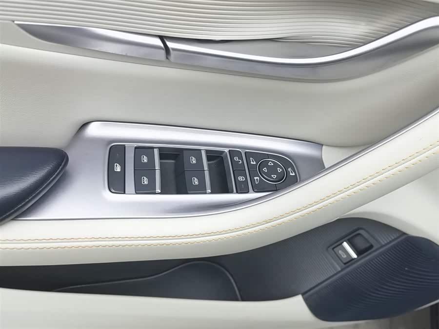 BYD Song Plus New Energy 2023 car image #10