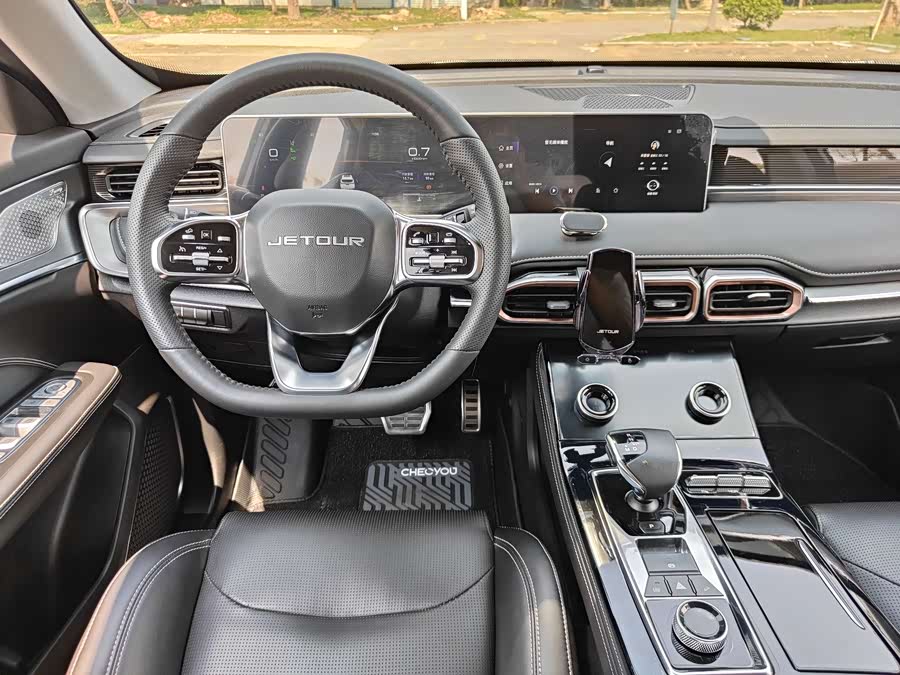 Jetour X70 PLUS 2021 #10 Jetour X70 PLUS 2021 car image #10