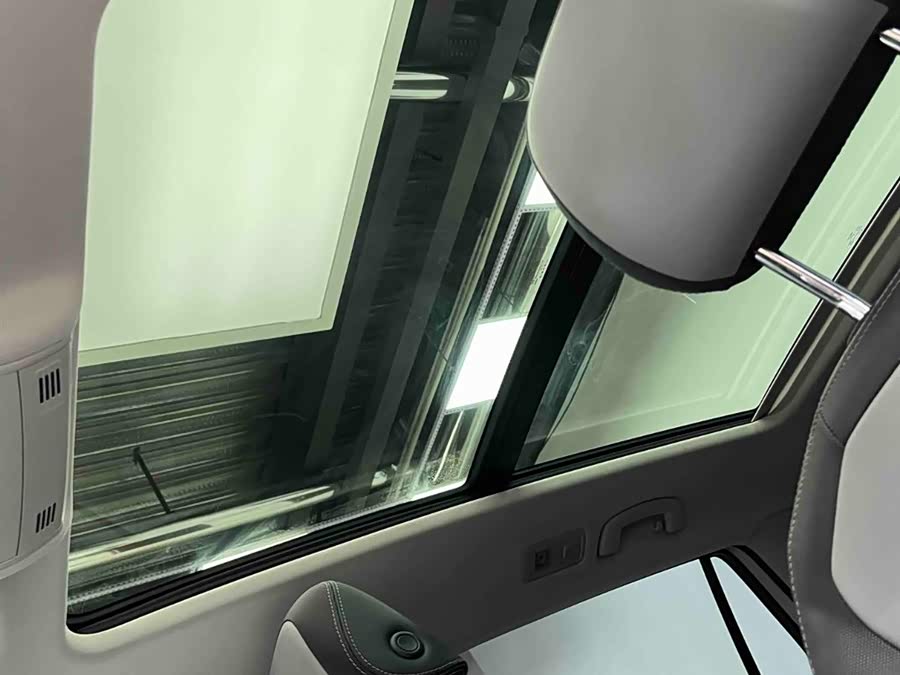 Volkswagen Tayron 2023 car image #10