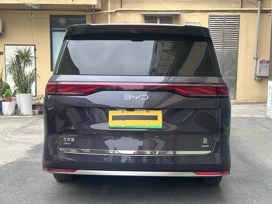 BYD Xia 2025 car image #10