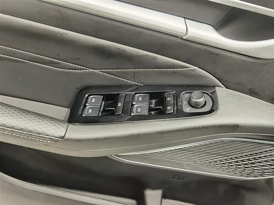 GEELY Emgrand 2023 car image #10