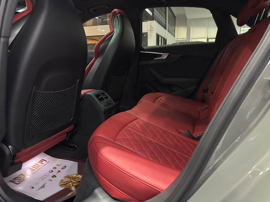 Audi S4 2024 صورة سيارة #10