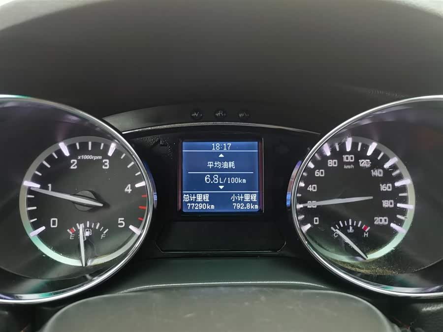 JAC 2023 car image #10