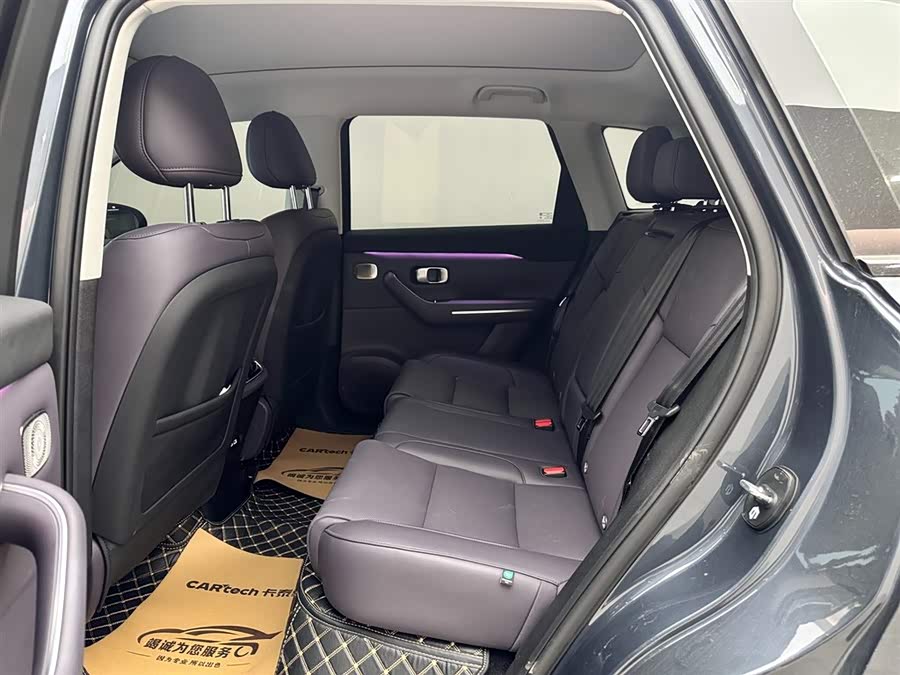 零跑汽车 零跑C10 2025 汽车图片 #10