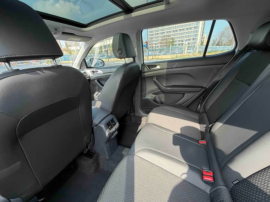 Volkswagen Tacqua 2023 immagine di auto #10
