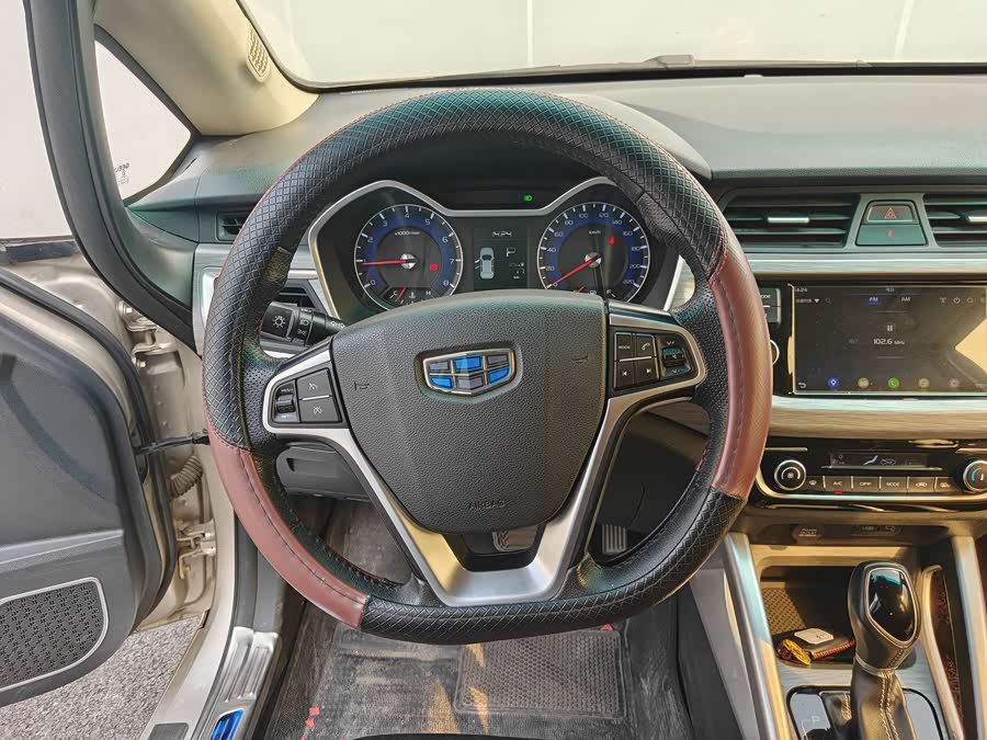 GEELY Vision X3 2018 car image #10