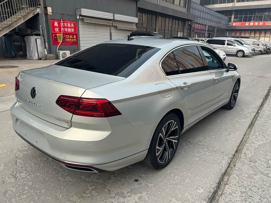 Volkswagen Magotan 2021 immagine di auto #10