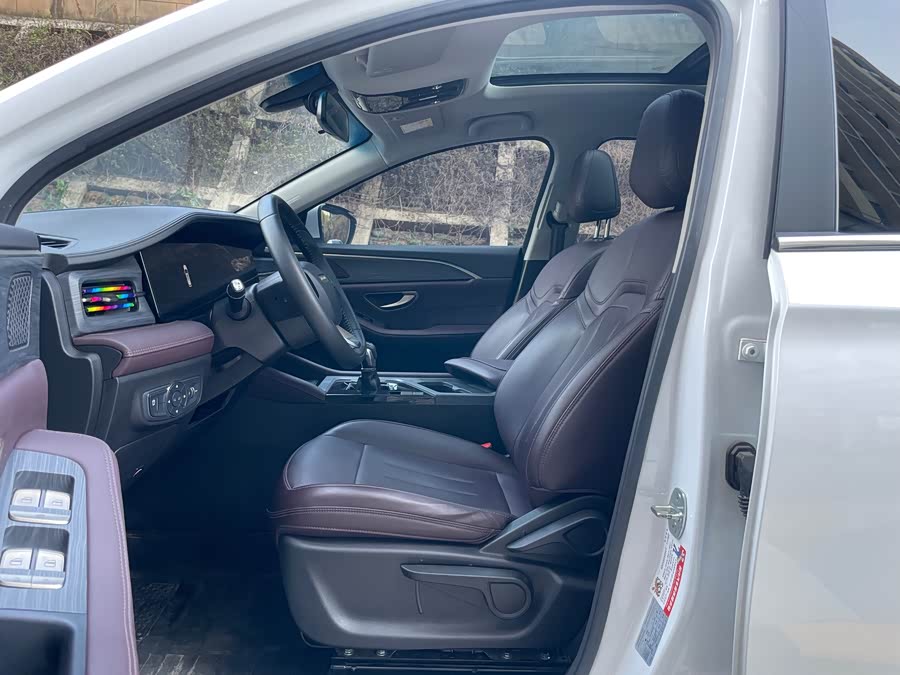 Jetour X90 PLUS 2025 #10 Jetour X90 PLUS 2025 image de voiture #10