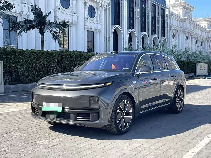Li L7 2025 immagine di auto #10