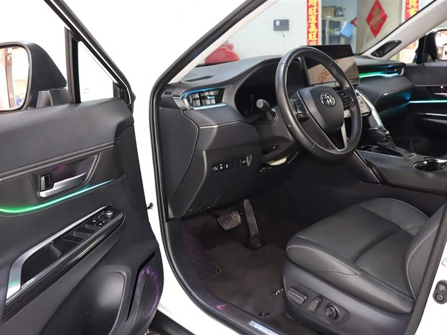 Toyota Venza 2023 car image #10