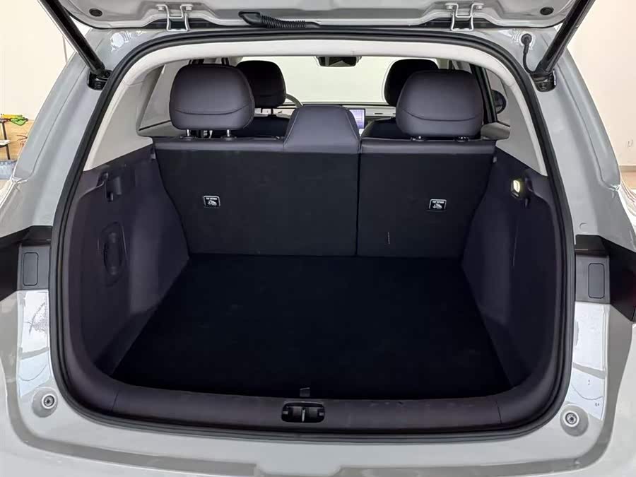 零跑汽车 零跑B10 2025 汽车图片 #10